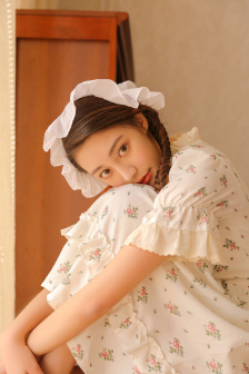 女子の曲球